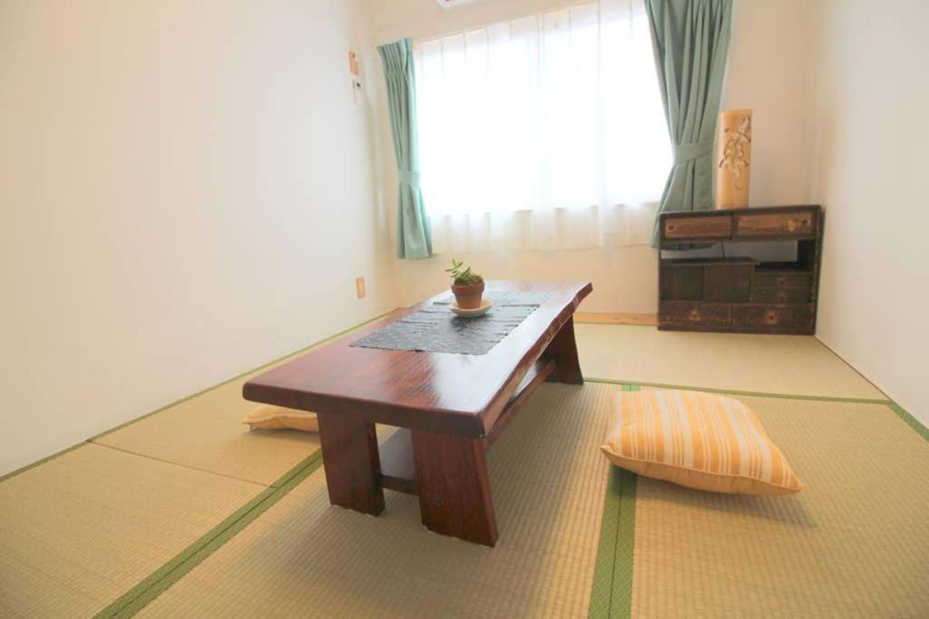Beach Side Hotel Yamoriyanonikai Nago Buitenkant foto